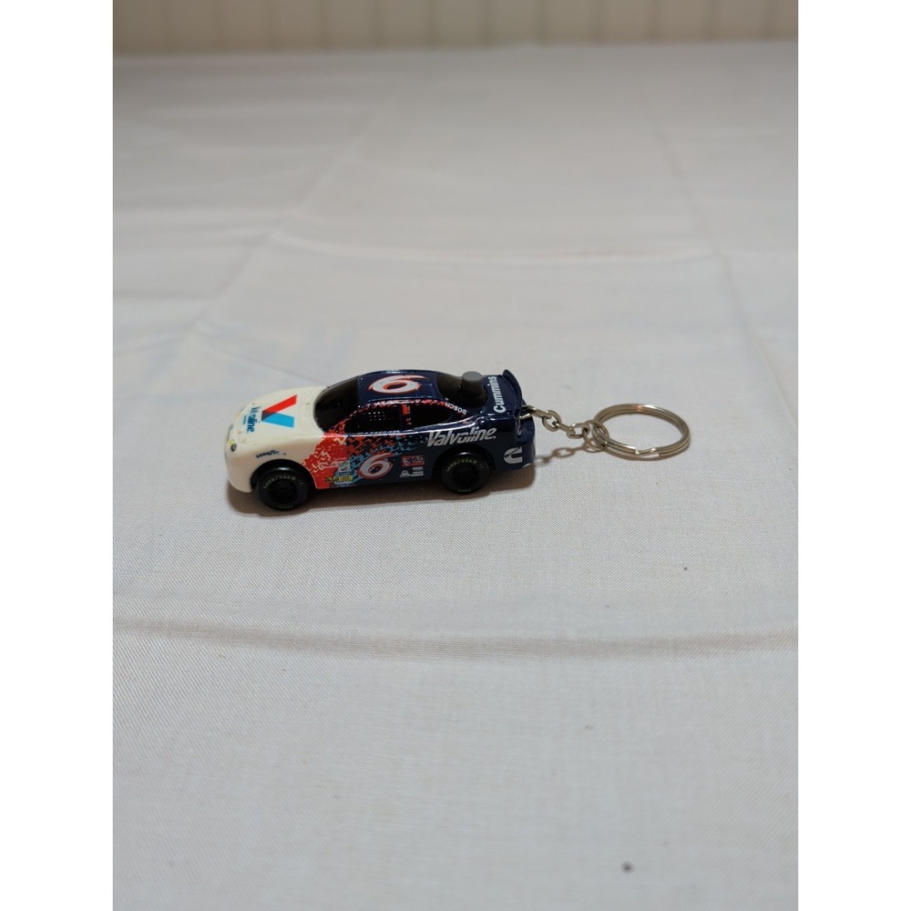 Vintage 1998 Mark Martin 6 Valvoline Ford Taurus NASCAR Keychain Sound Toy BSI